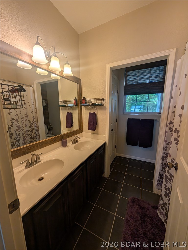 Cinnamon Hollow - Residential