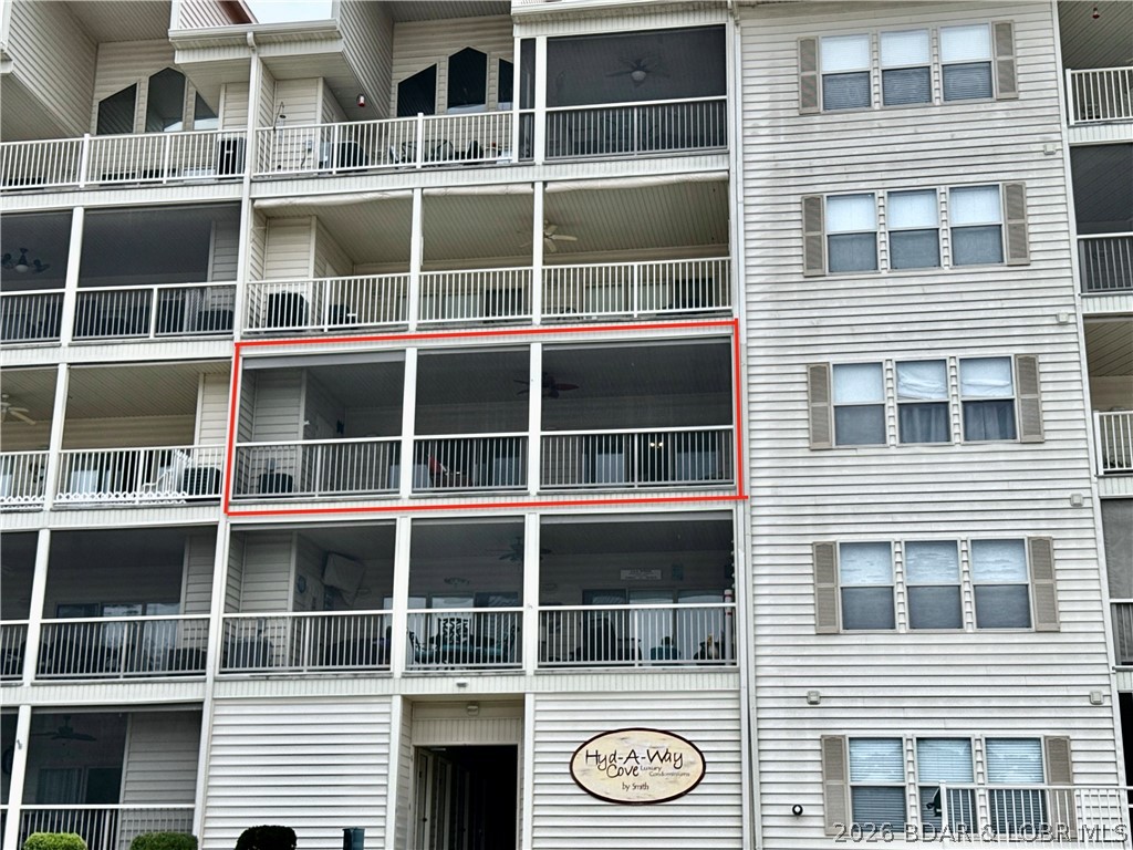 Hyd-A-Way Cove Condominiums - Residential