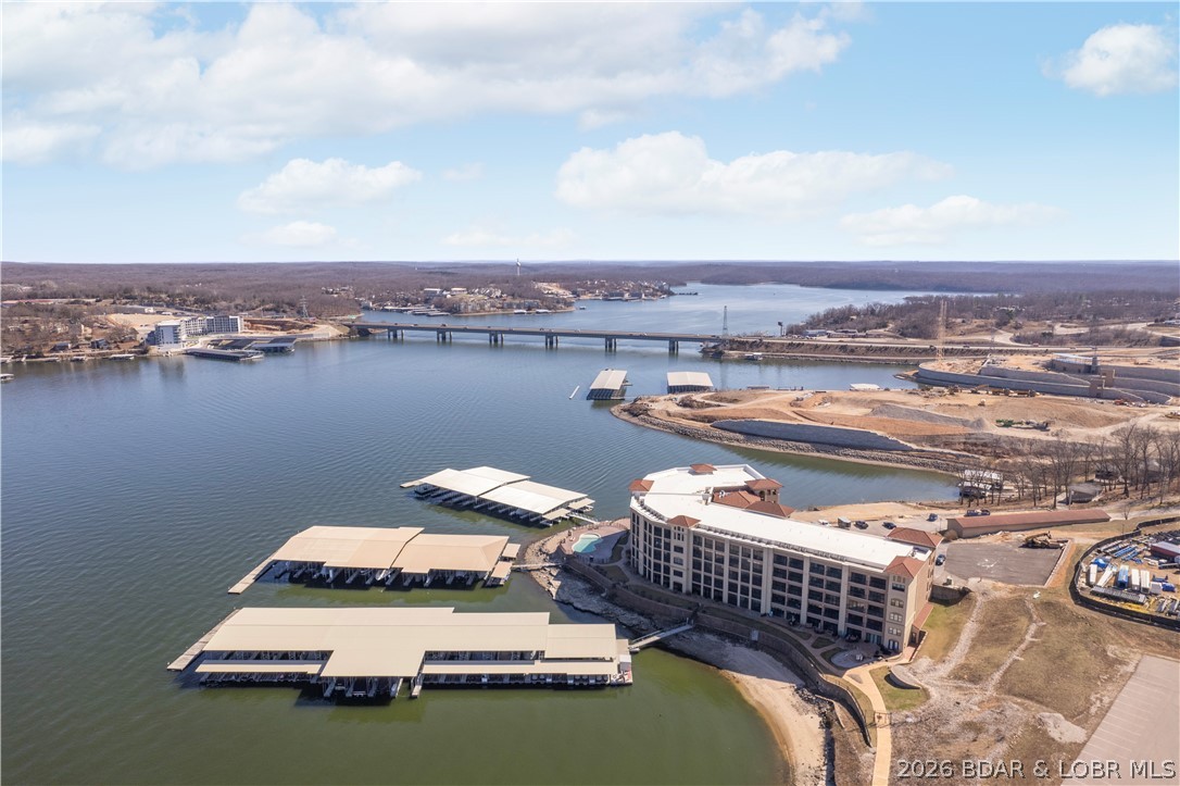 The Hamptons Condominium - Residential