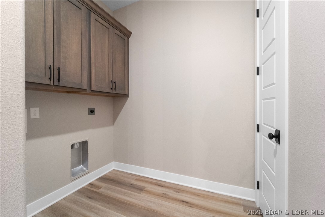 The Hamptons Condominium - Residential