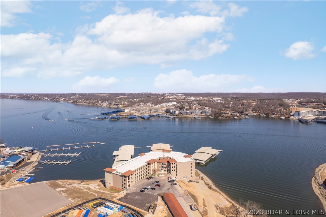 The Hamptons Condominium - Residential