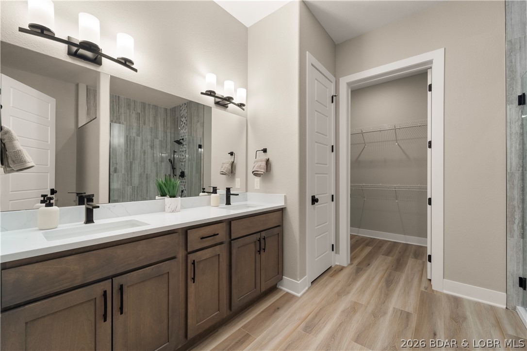 The Hamptons Condominium - Residential