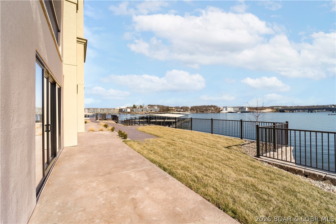 The Hamptons Condominium - Residential