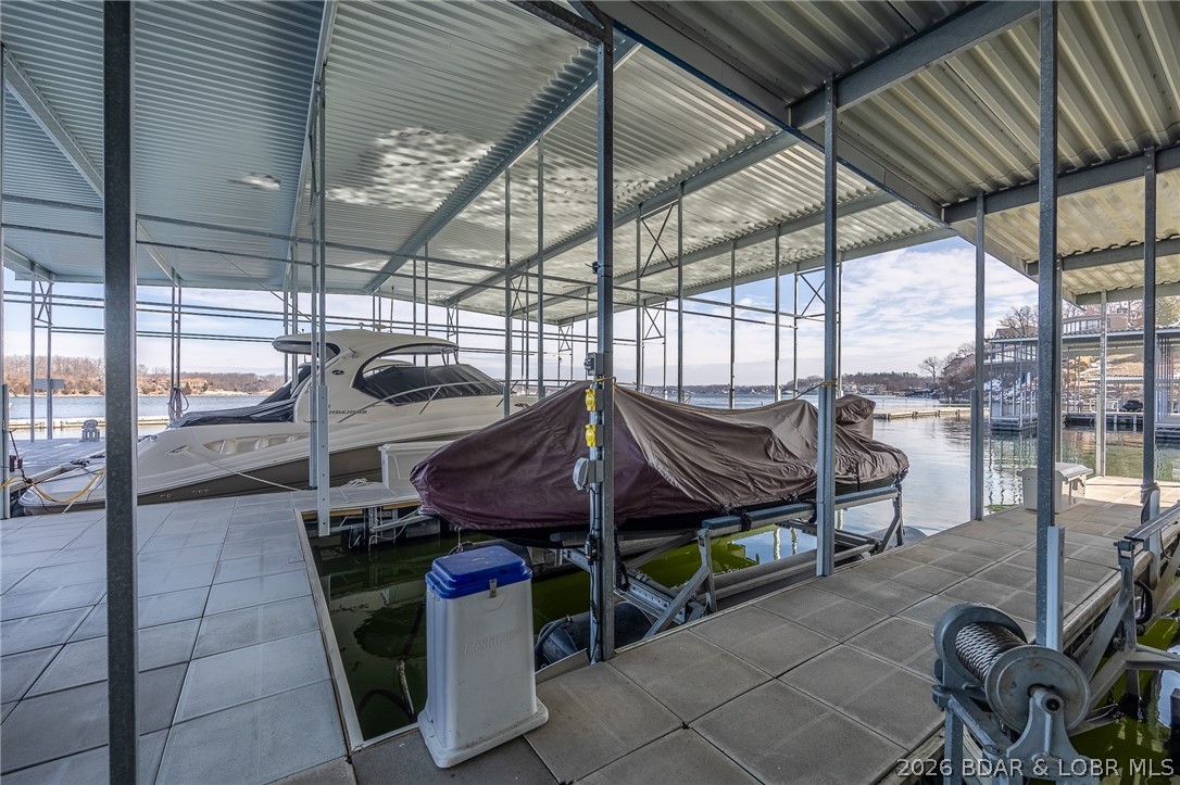 Stoneledge Condominium - Residential