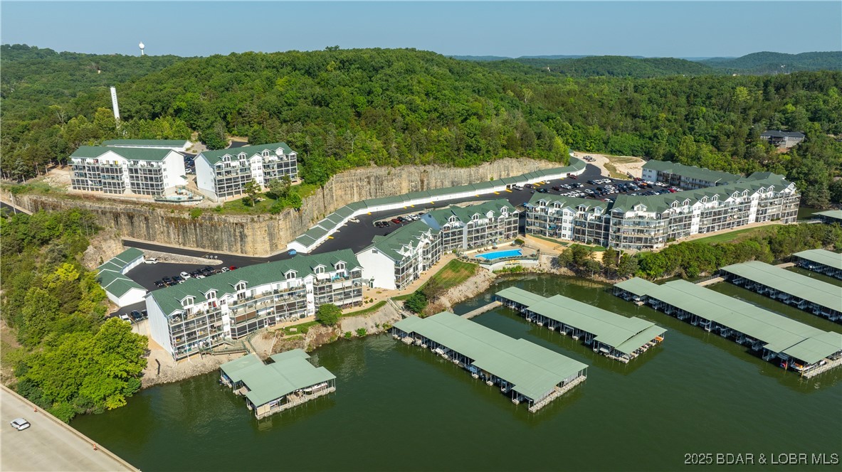 Cedar Heights Condominium - Residential