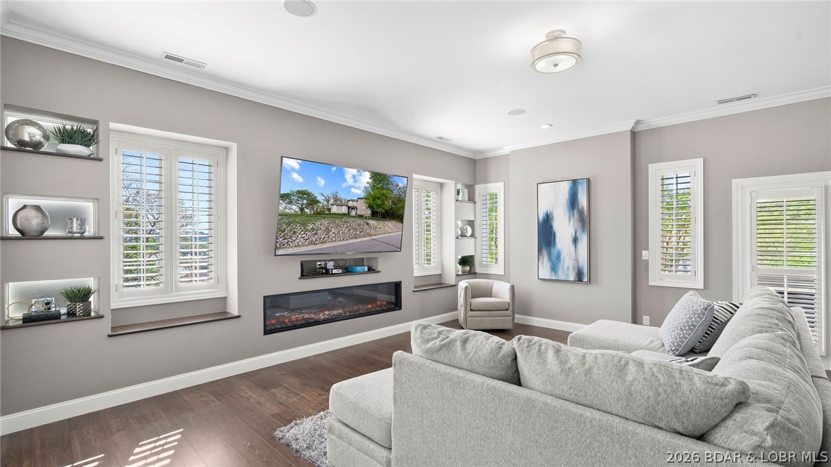 Regency Cove - Residential