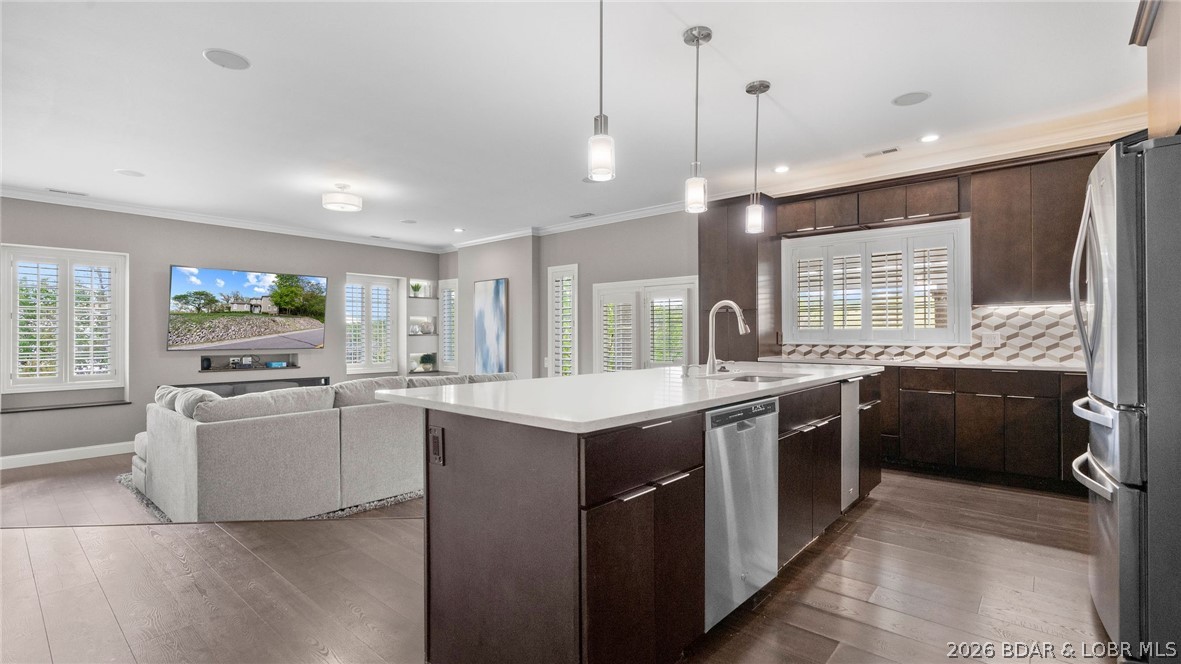 Regency Cove - Residential