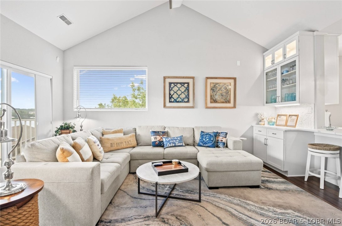 Newport Condominium - Residential