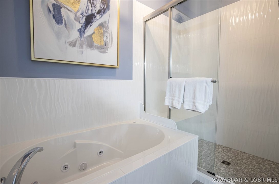 Newport Condominium - Residential