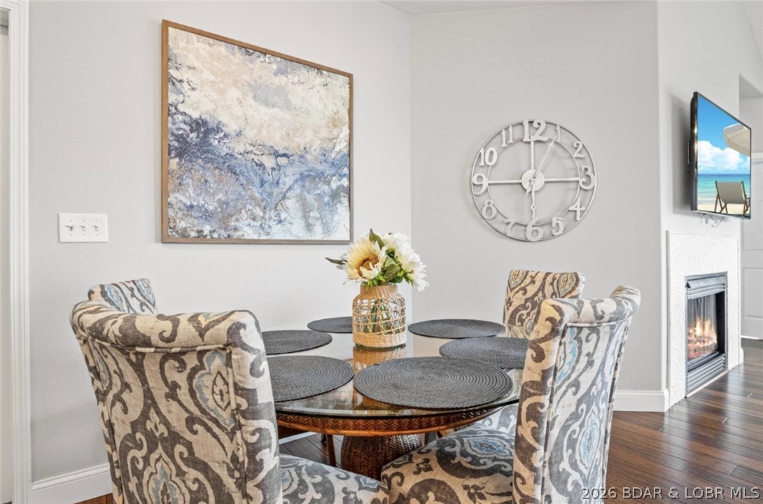 Newport Condominium - Residential