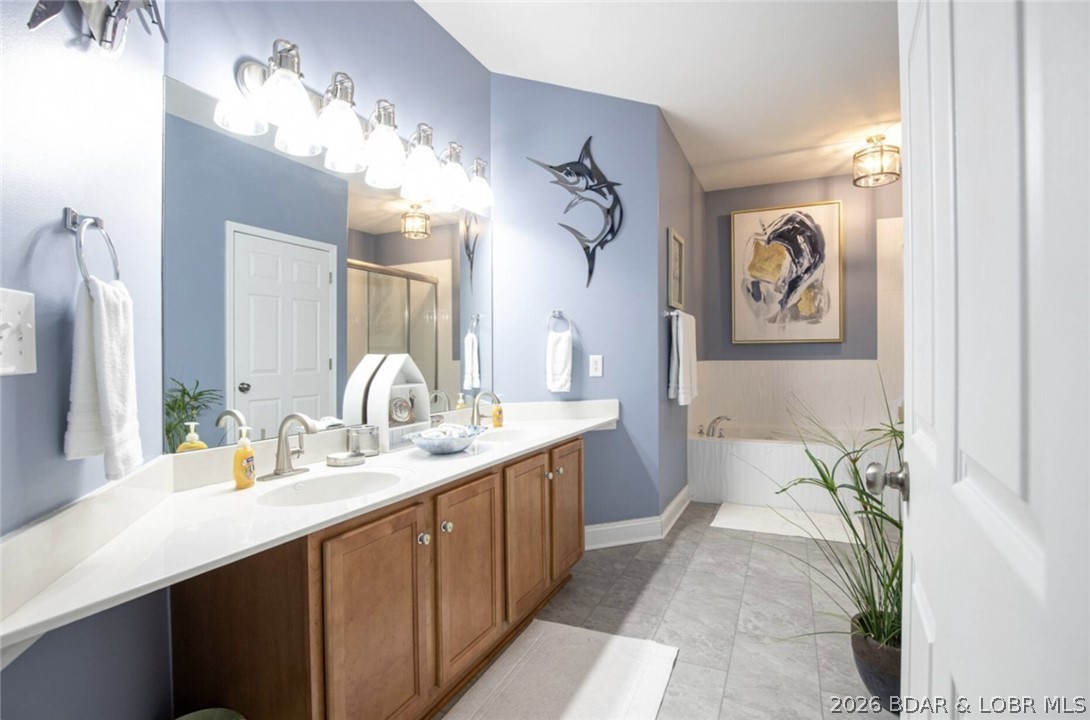 Newport Condominium - Residential