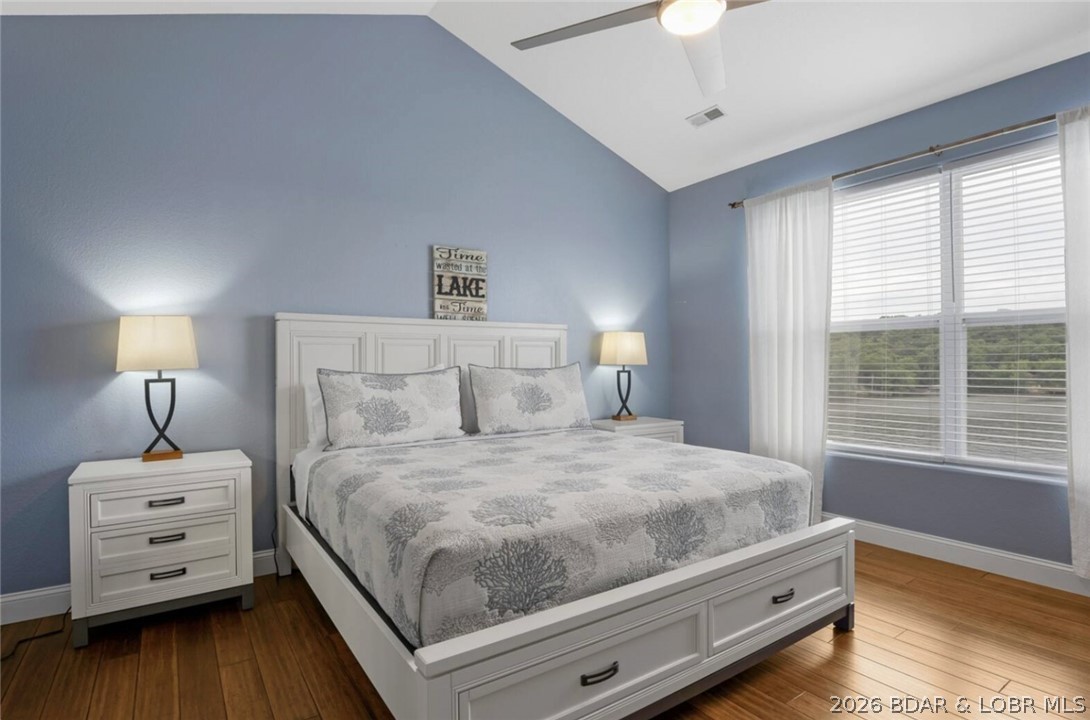 Newport Condominium - Residential