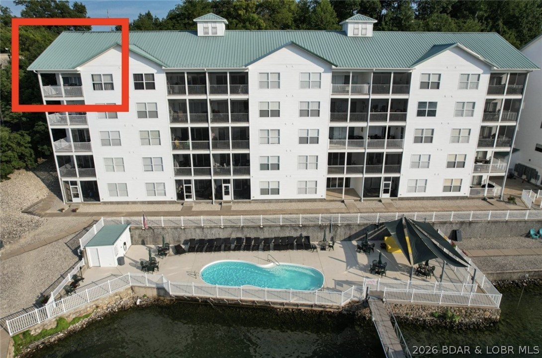 Newport Condominium - Residential