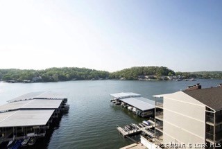 Newport Condominium - Residential