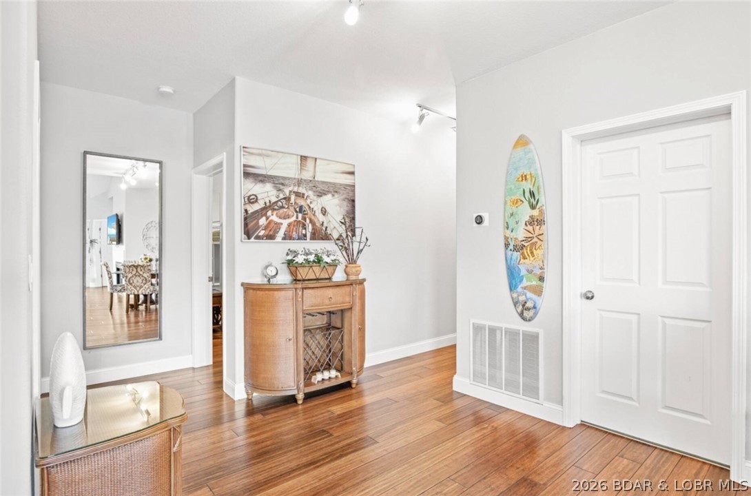 Newport Condominium - Residential