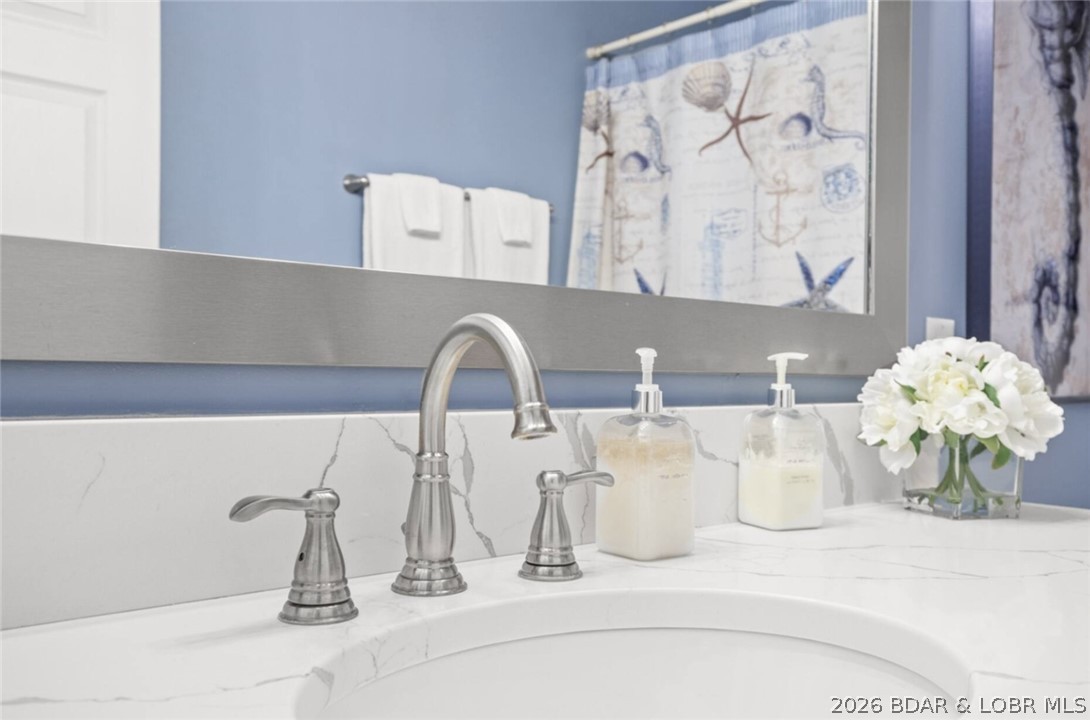 Newport Condominium - Residential