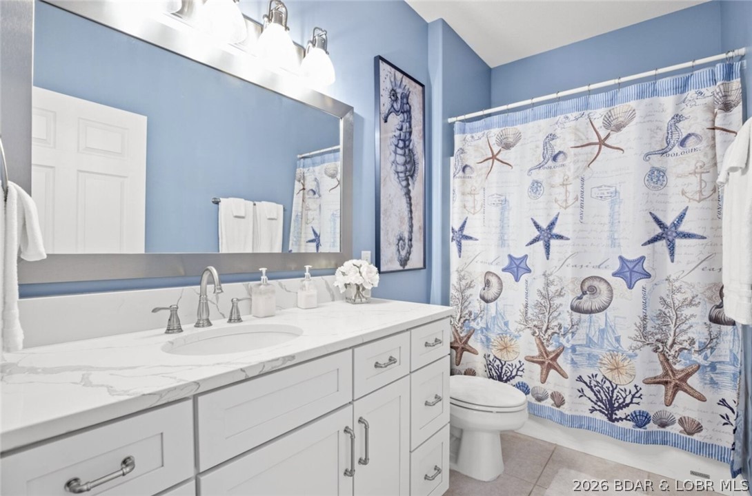 Newport Condominium - Residential