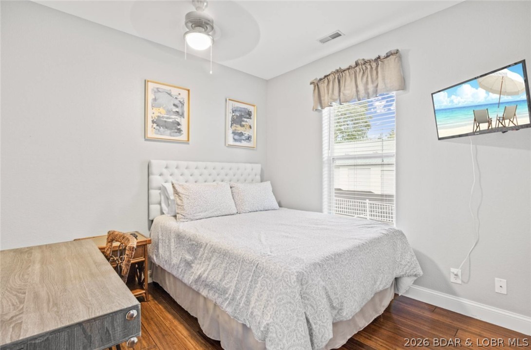 Newport Condominium - Residential