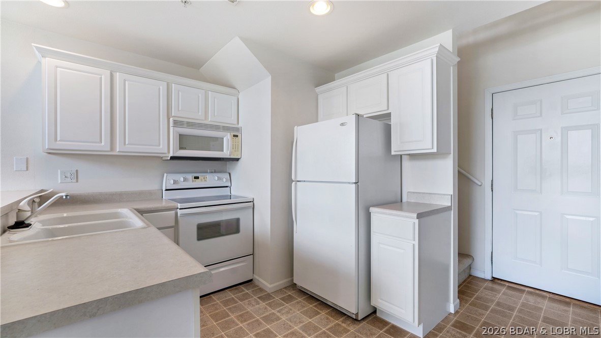 Cedar Heights Condominium - Residential