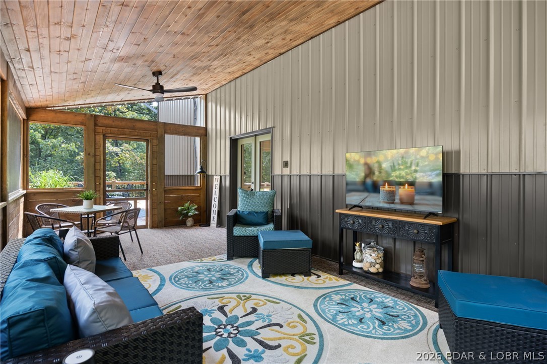 Horseshoe Bend # 8 - Residential