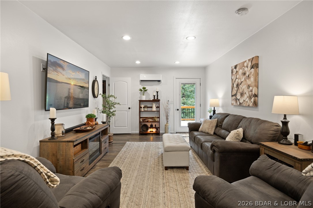 Horseshoe Bend # 8 - Residential