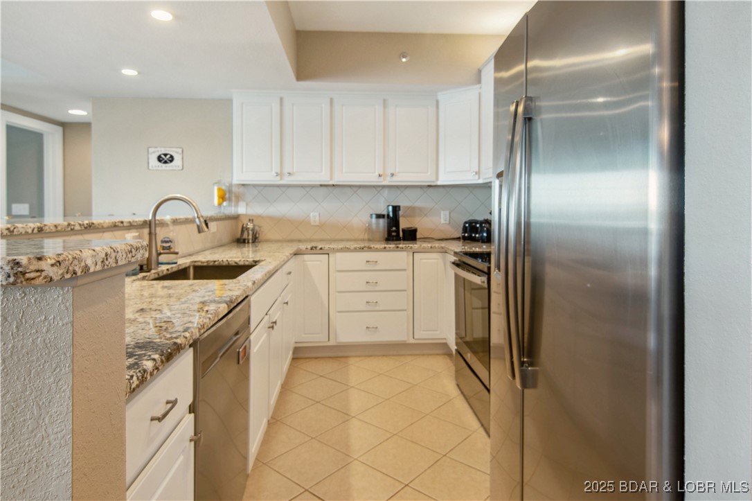 Lake Ozark, Missouri 65049, United States, 3 Bedrooms Bedrooms, ,3 BathroomsBathrooms,Residential,Active,157947