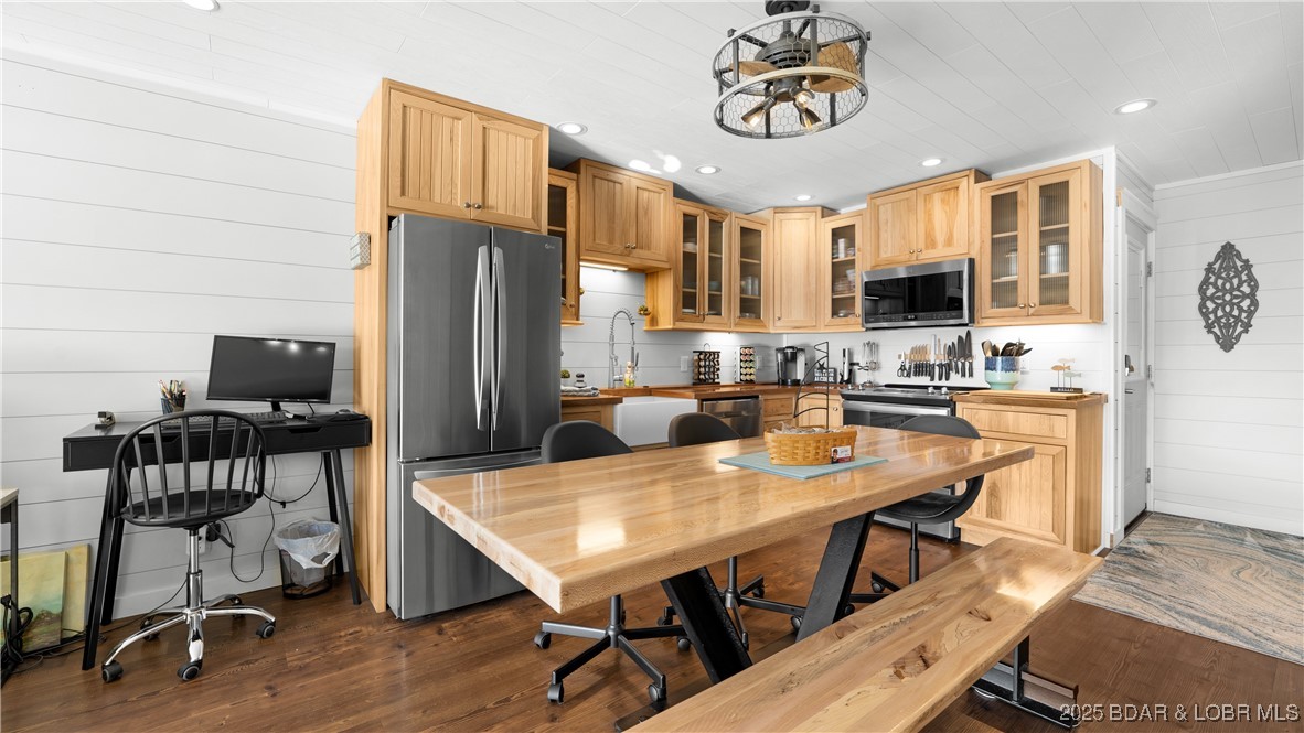 Harbor Point Condominium - Residential