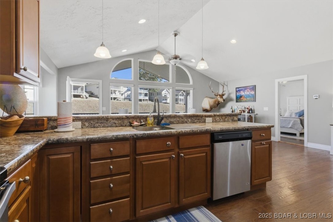 Villas at Grand Glaize - Residential