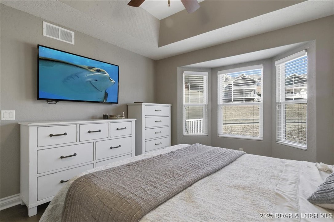 Villas at Grand Glaize - Residential