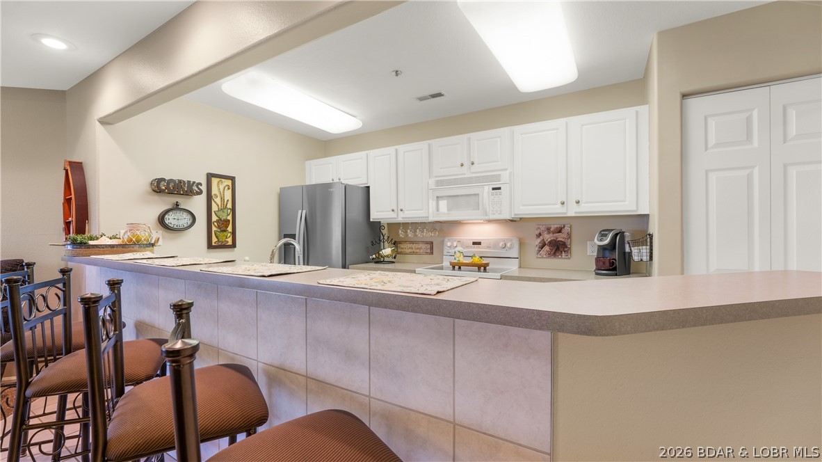 Emerald Bay Condominium - Residential