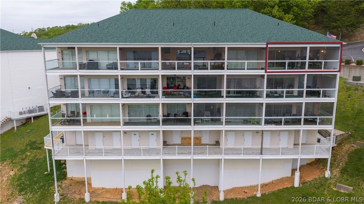 Emerald Bay Condominium - Residential