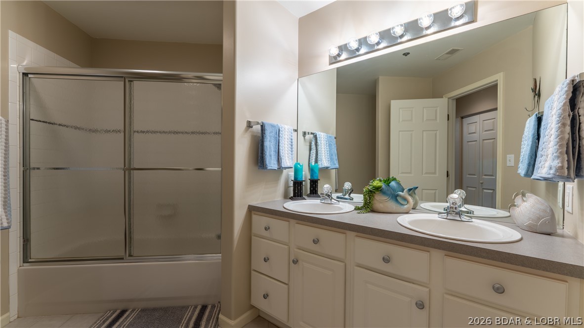 Emerald Bay Condominium - Residential
