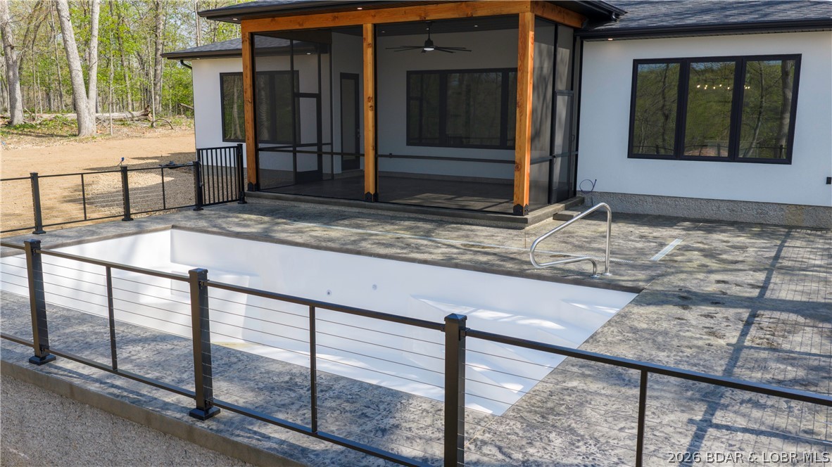 Champions Run - Residential