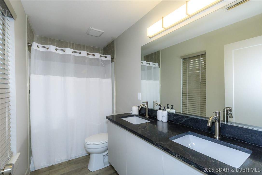 Park Place On The Lake - Residential