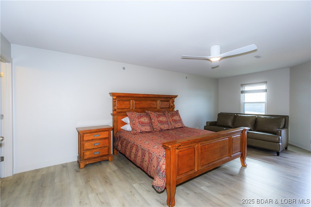 Park Place On The Lake - Residential