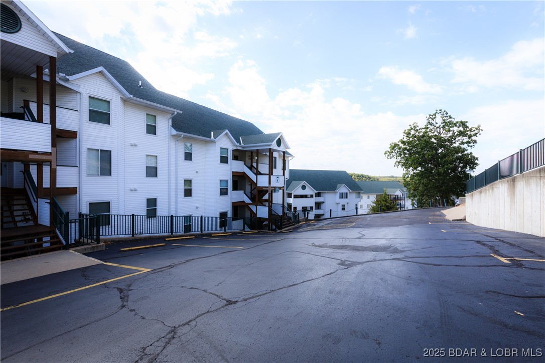 Park Place On The Lake - Residential