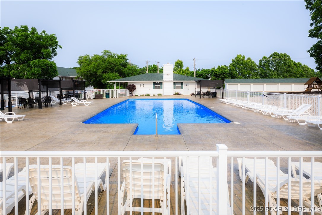 Park Place On The Lake - Residential