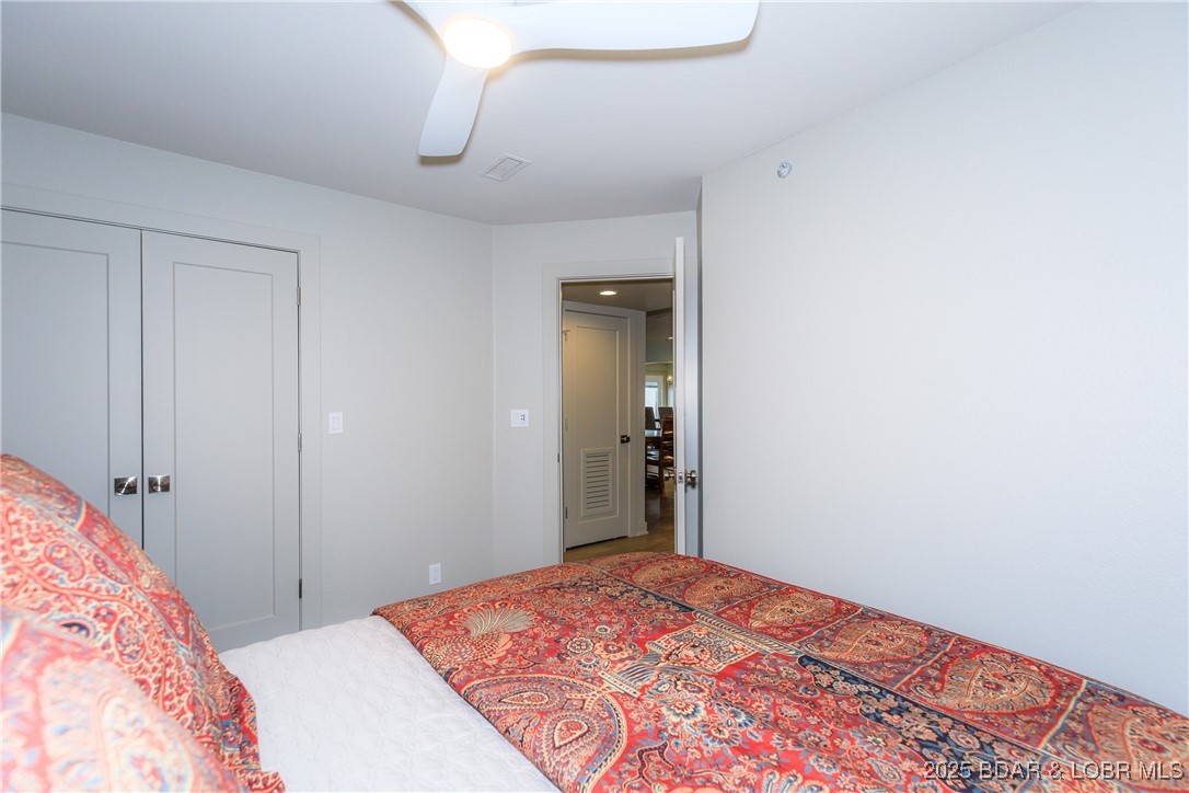 Park Place On The Lake - Residential