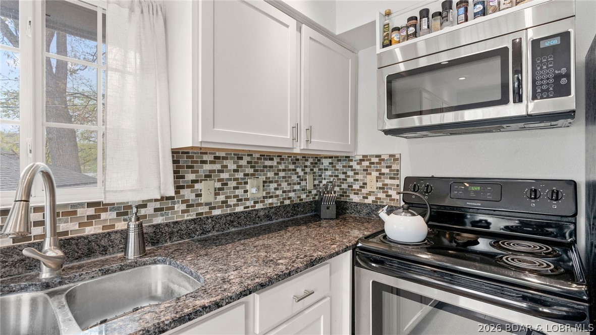 Twin Bays - Residential