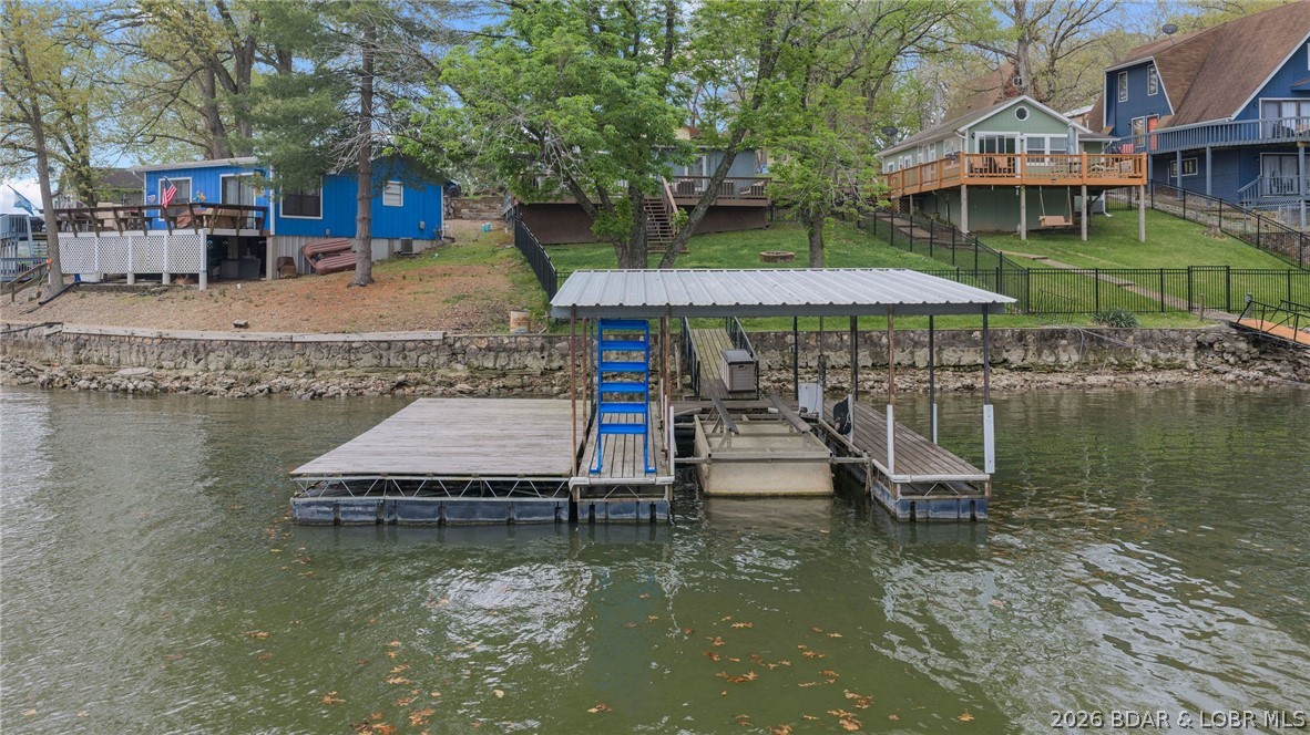 Twin Bays - Residential