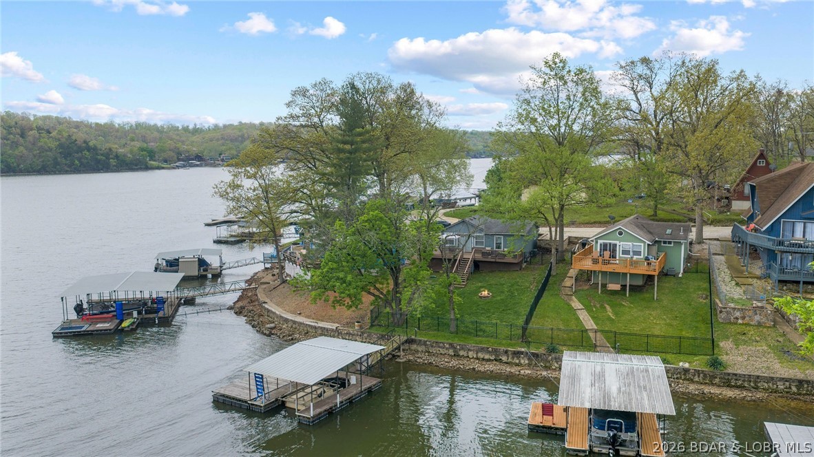 Twin Bays - Residential