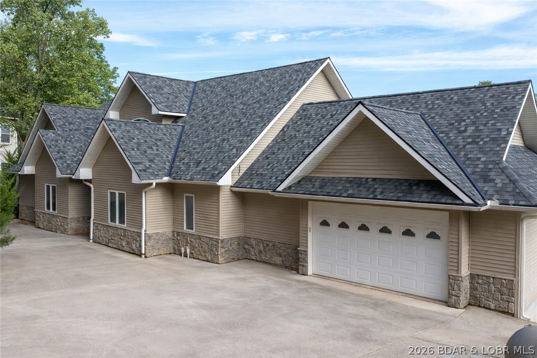 Graceland Point West - Residential