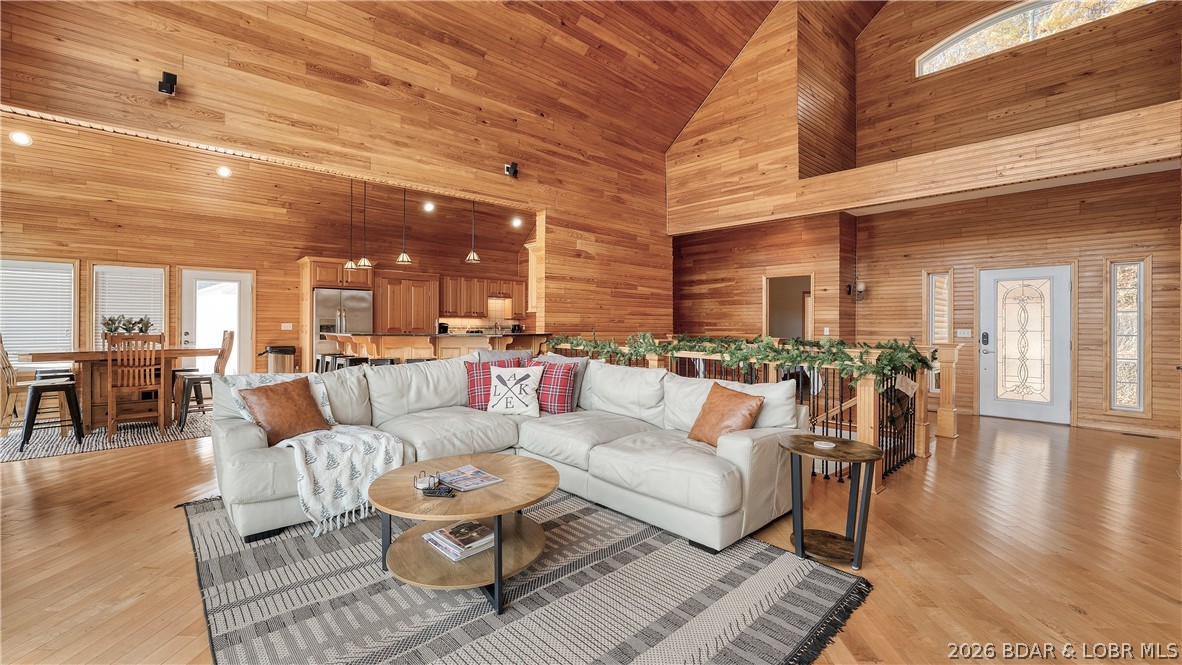 Graceland Point West - Residential