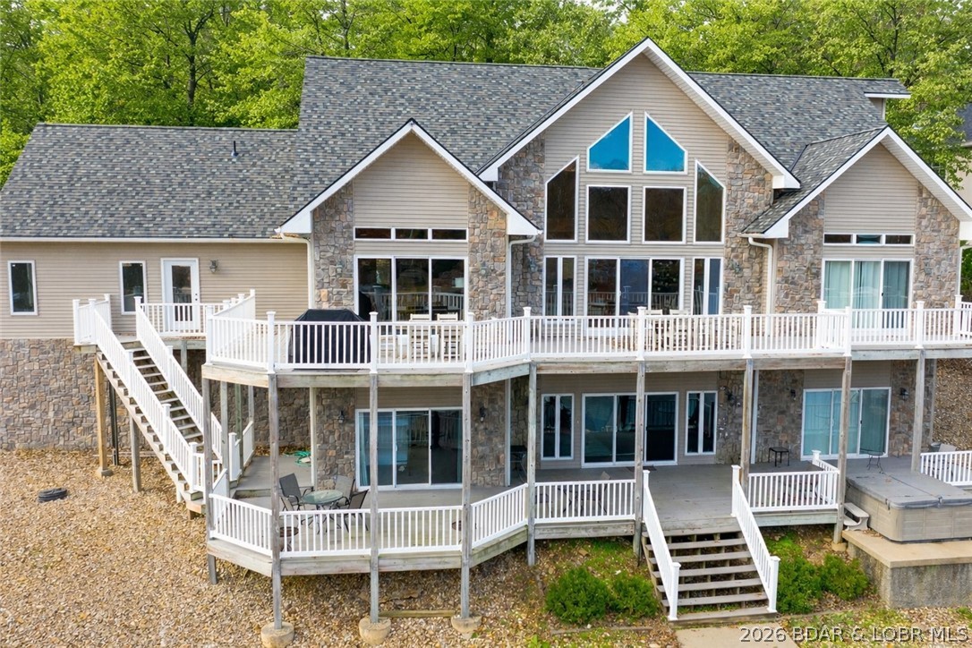 Graceland Point West - Residential