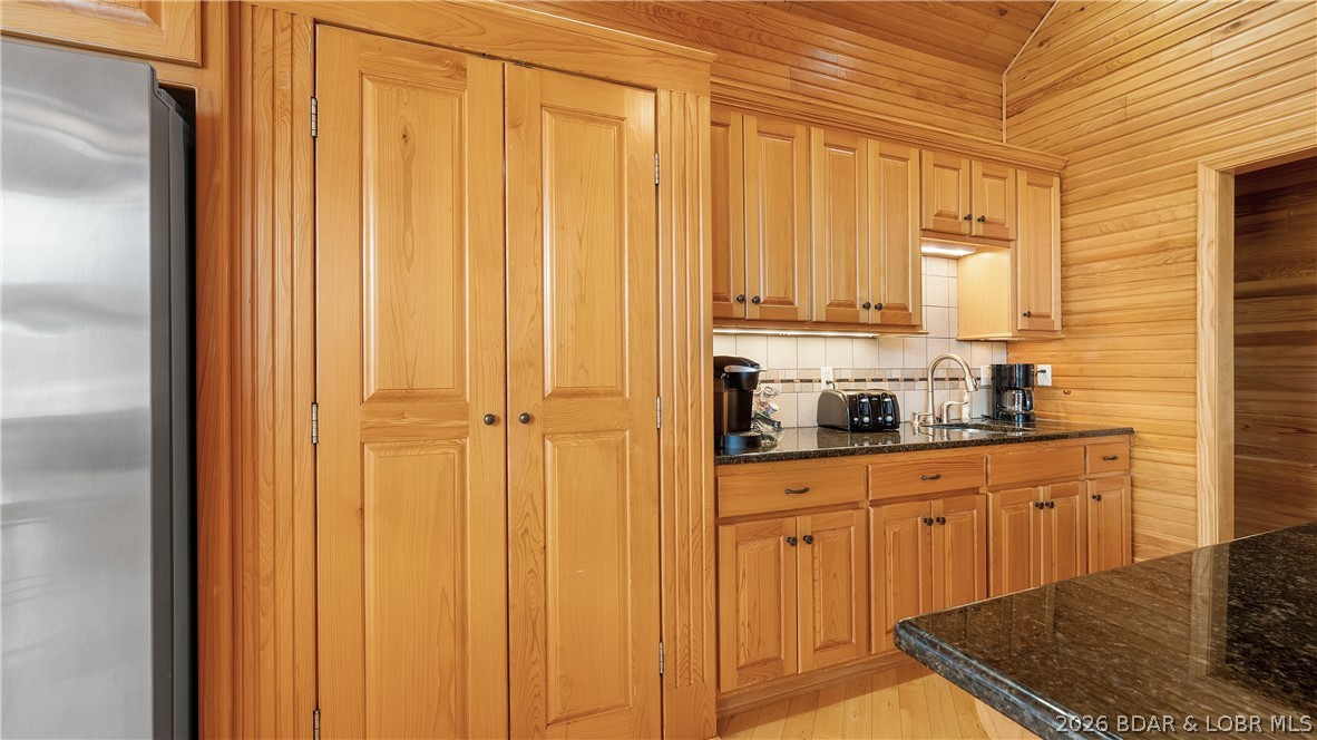 Graceland Point West - Residential