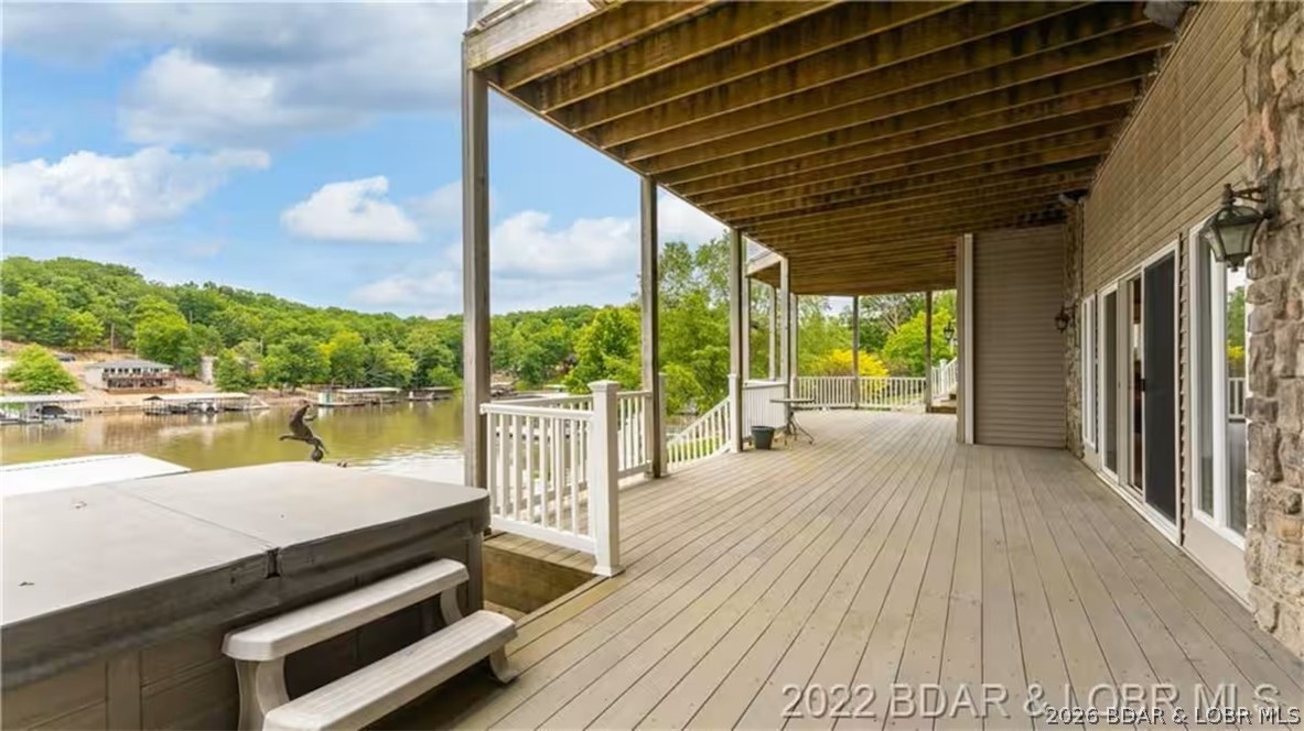 Graceland Point West - Residential