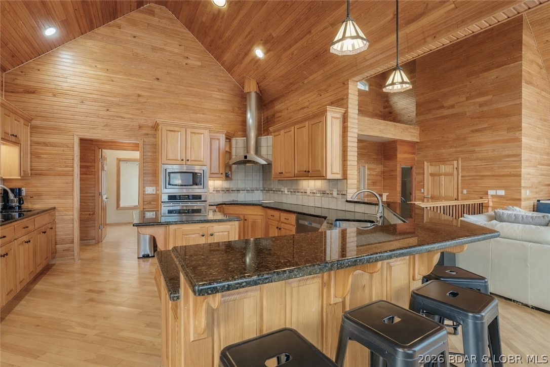 Graceland Point West - Residential