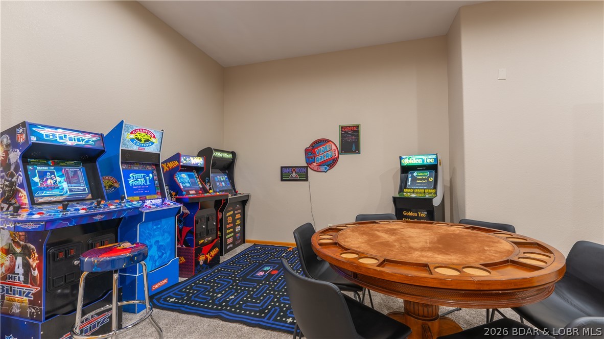 Graceland Point West - Residential