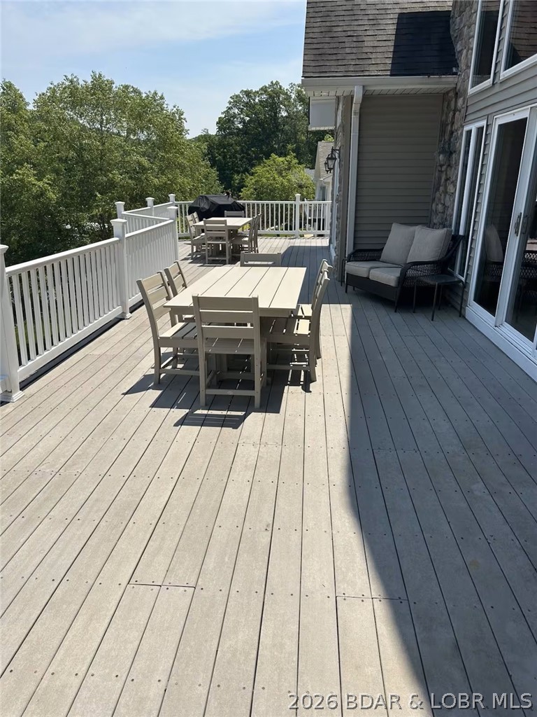 Graceland Point West - Residential