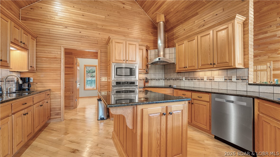 Graceland Point West - Residential